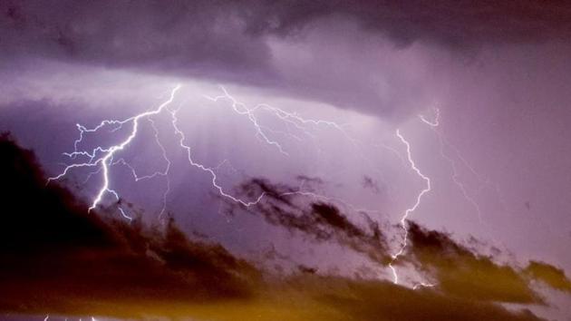 26dieinlightningandrainrelatedincidentsinbihar