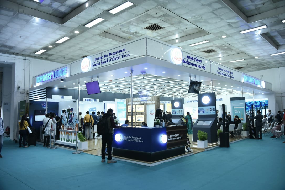 incometaxdepartmentsetsupataxpayers’loungeattheongoingindiainternationaltradefairatpragatimaidaninnewdelhi