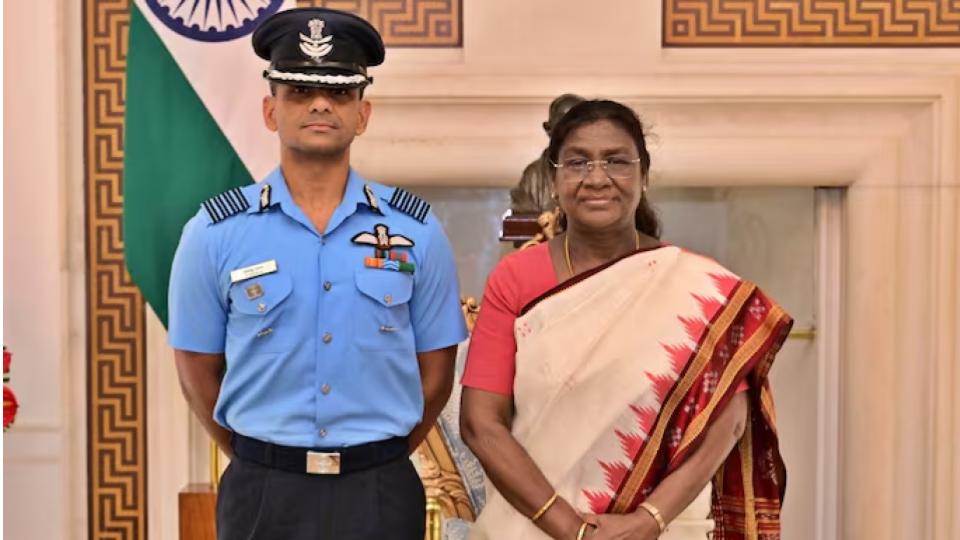 Shubhanshu Shukla meets President Murmu at Rashtrapati Bhavan