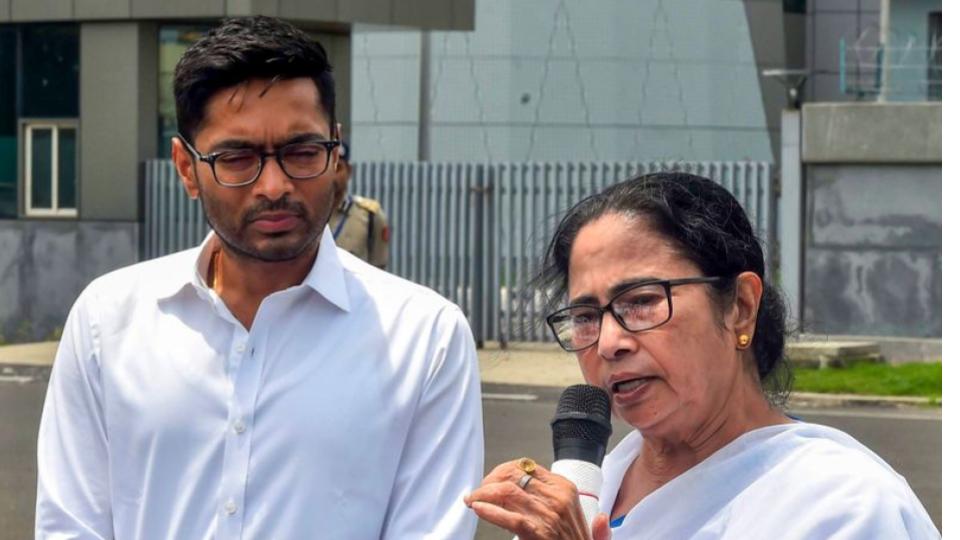 mamataabhishekextendsupporttoviralcockroachjantaparty