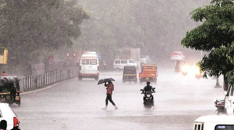 keralaissuesredalertforheavyrainsinsomedistrictsonmay1415