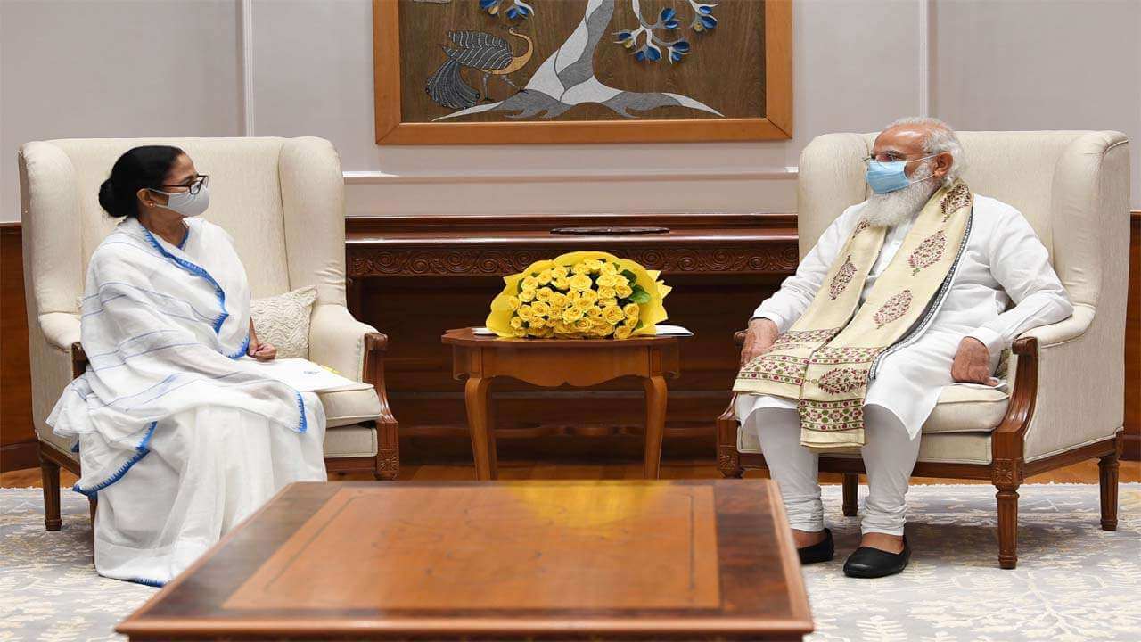 cmmamatabanerjeeurgespmmoditourgentreleaseofduesforwestbengalaftermeet