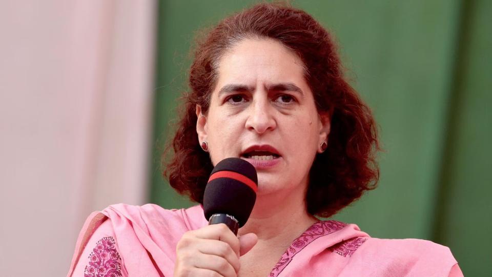 neetrowpriyankagandhiurgesgovttocorrect‘irregularities’