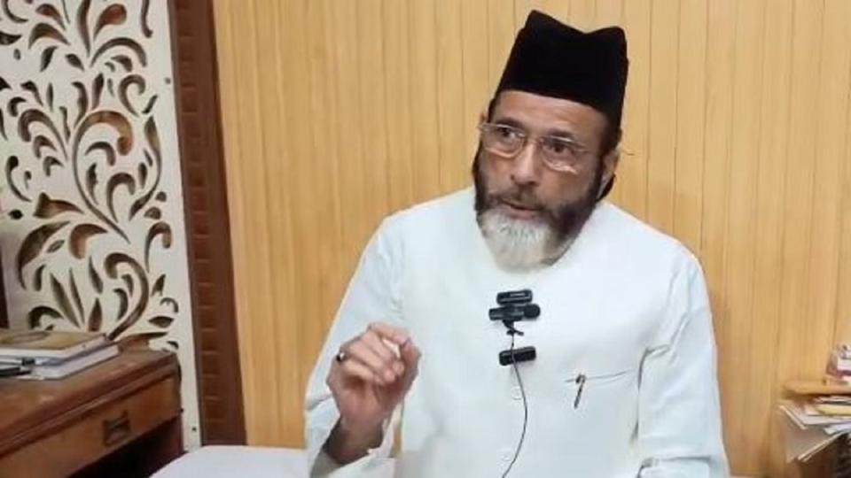 Tauqeer Raza held over ‘I Love Muhammad’ campaign in UP