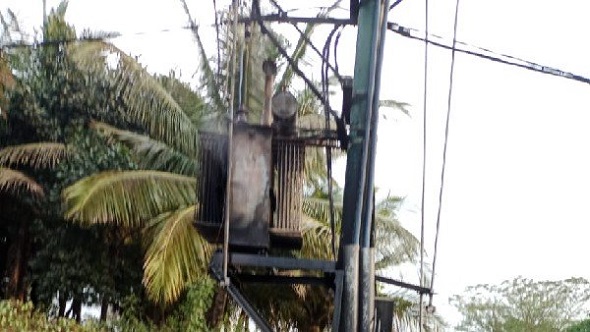 fatherdaughterkilledaftertransformerexplodedneartheminbengaluru