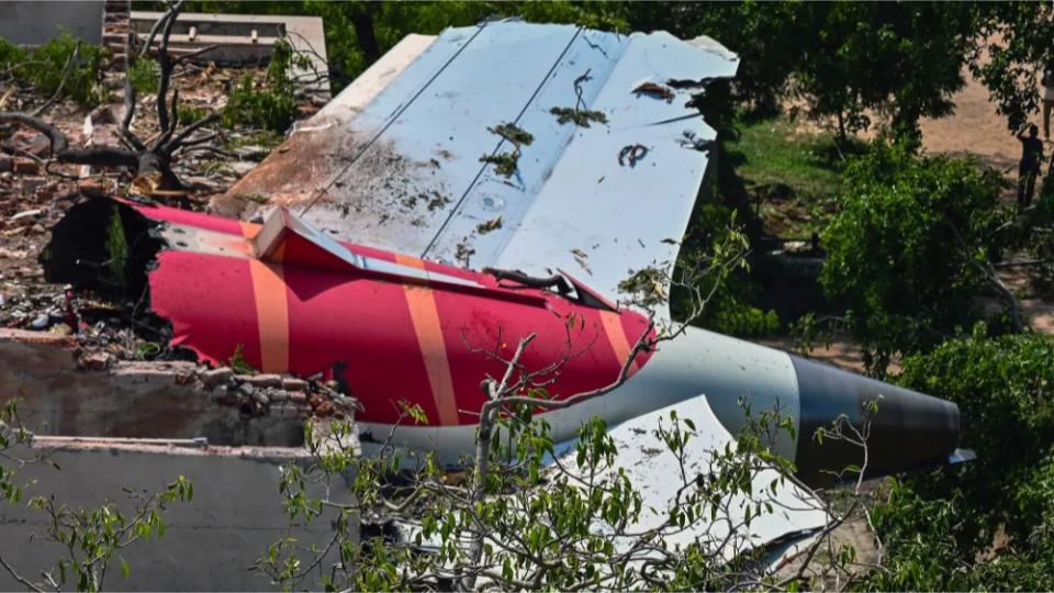 Air India crash, Airlines check fuel locking mechanism in in Boeing 787