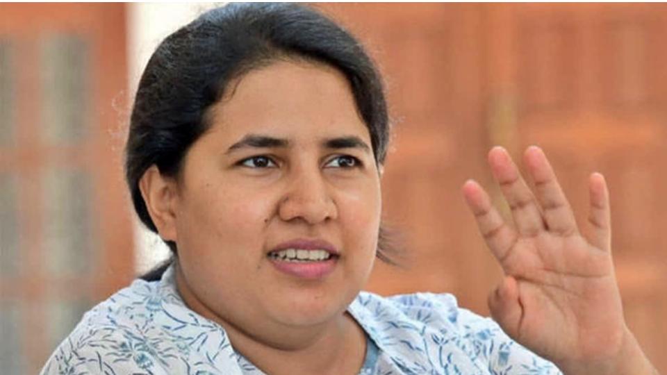 ED summons Pinarayi Vijayan’s daughter for questioning in PMLA case