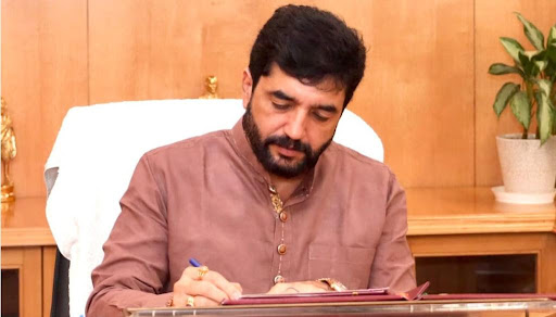 unionministermuralidharmoholsays20to25newairportswillbeconstructedacrossthecountrysoon