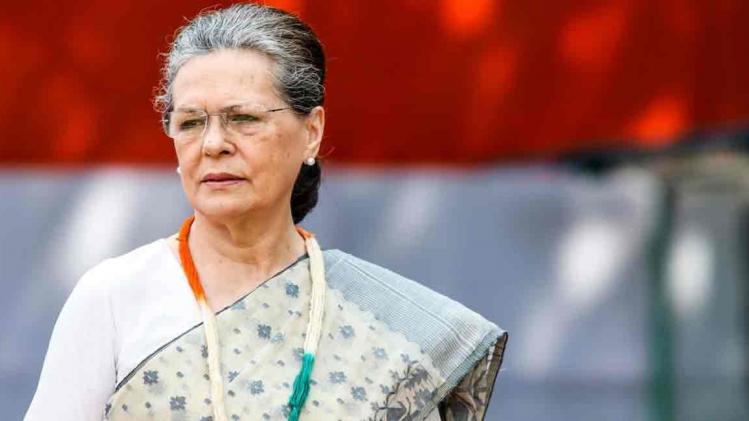 soniagandhiturns76congleadersextendgreetings
