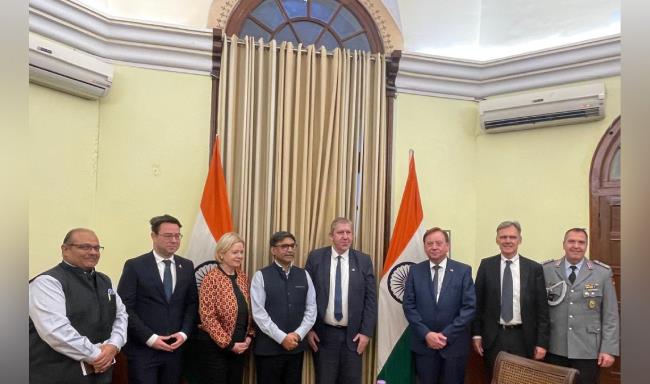 foreignsecretaryvikrammisrimeetswithmembersofgermanparliamentindelhi