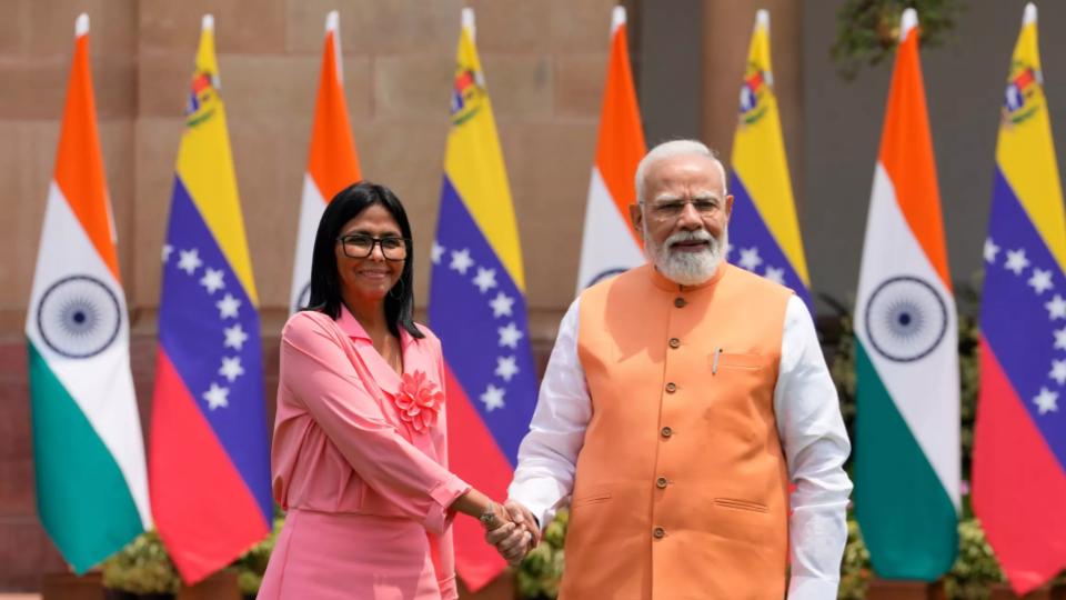 pmmodimeetsvenezuelasactingpresidentdelcyrodriguez