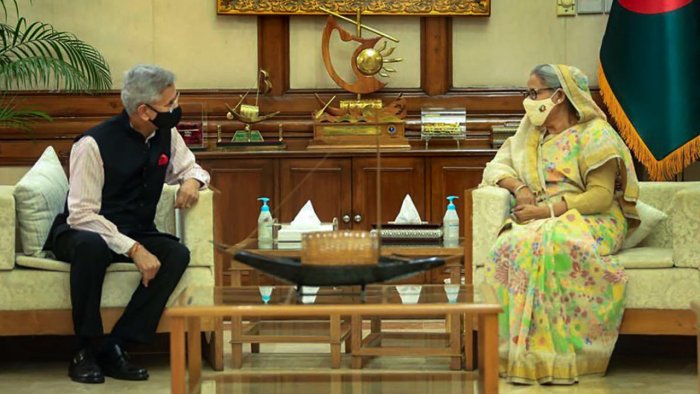 eamsjaishankarmeetsbangladeshpmsheikhhasinaindhaka