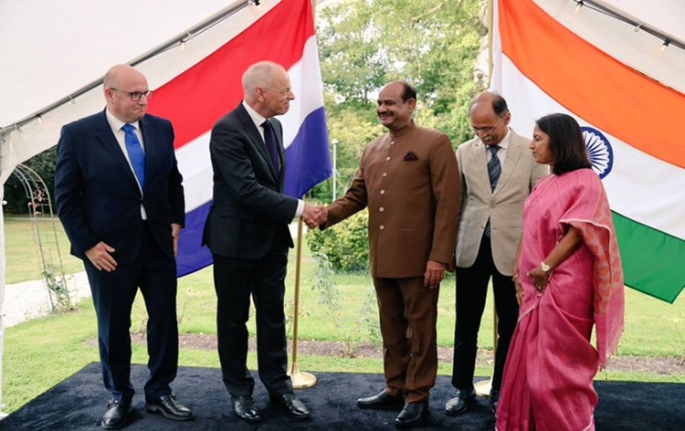 netherlandssharestrongpoliticaleconomicandculturalties:ombirla