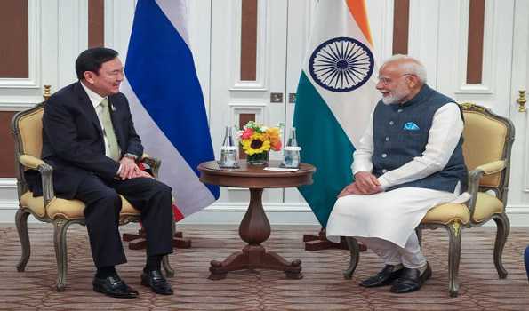 pmmodiformerthaipmthaksinshinawatradiscussindiathailandcooperation