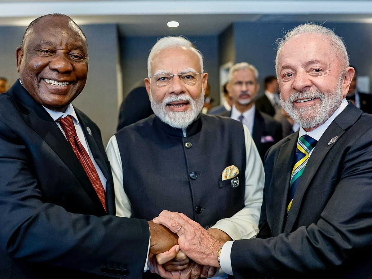 PM Modi Holds Key Bilateral Meetings with Global Leaders at G7 Summit