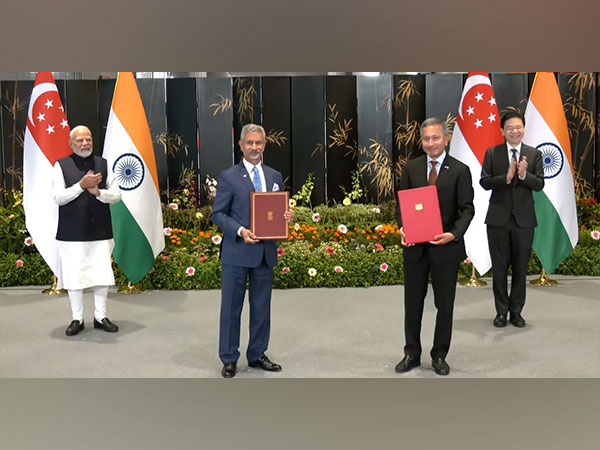 indiasingaporesign4moustodeepeneconomicties