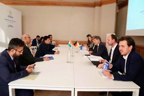 unionministerpiyushgoyalmeetshiscounterpartsatg7tradeministersmeetinitaly