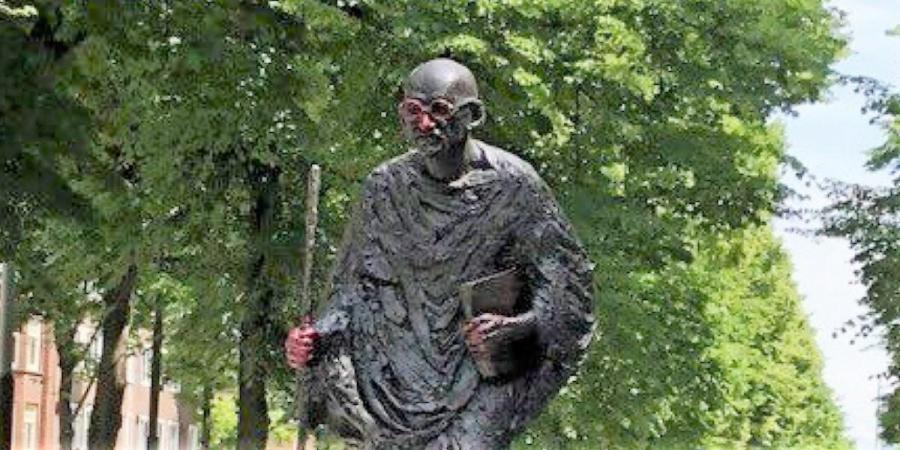 indiastronglycondemnsvandalisationofmahatmagandhisstatueincaliforniaus