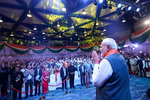 pmmodiaddressesindiancommunityinabuja