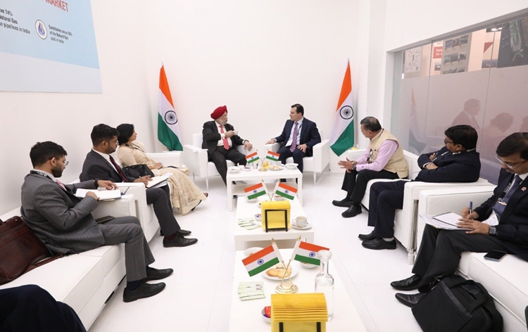 unionministerhardeepsinghpurimeetssecretarygeneralofiefinitaly