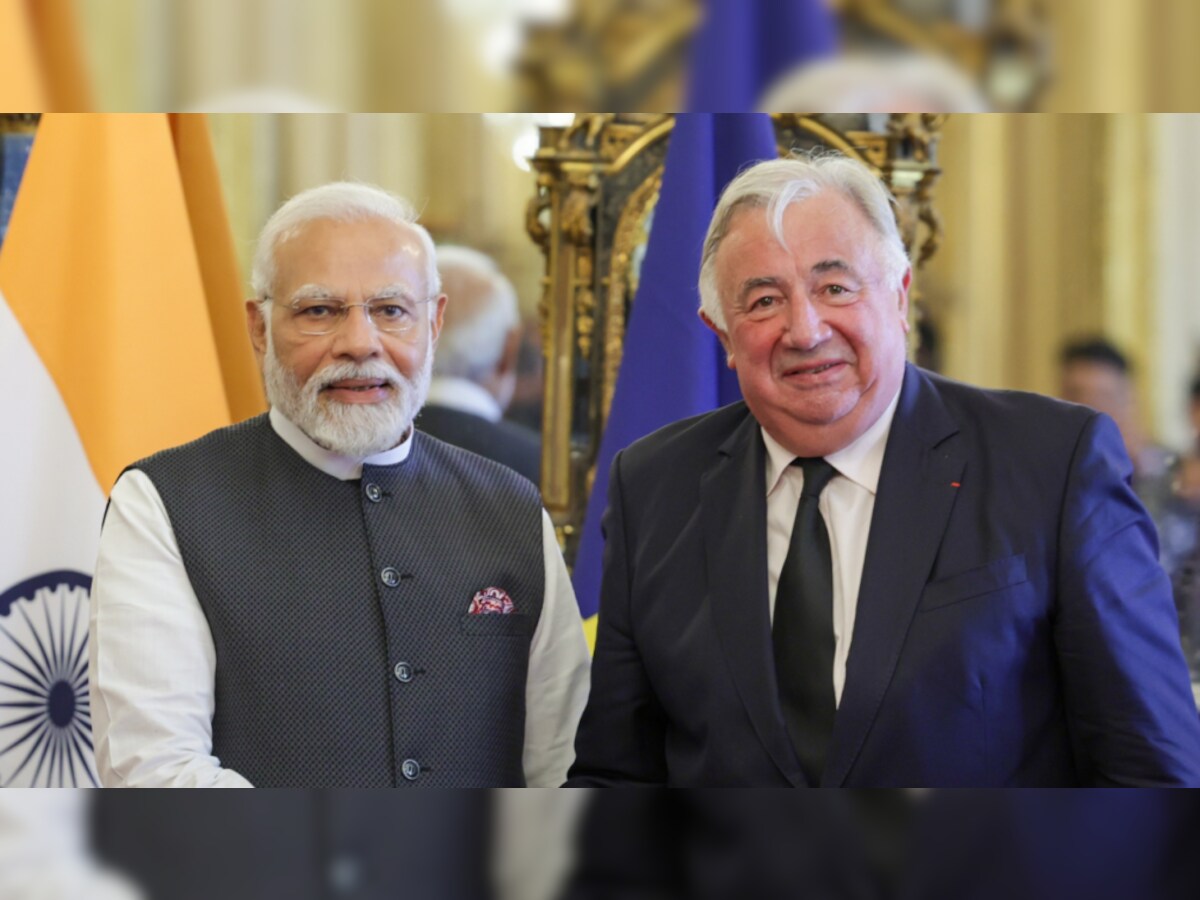 pmnarendramodimeetspresidentoffrenchsenateinparis