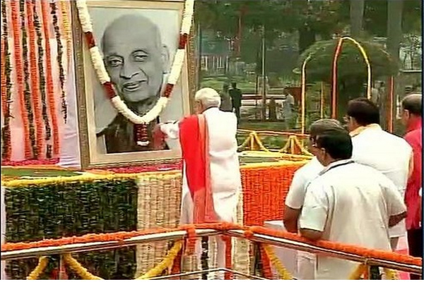 modiflagsoff"runforunity"onsardarpatelsanniversary