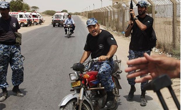 gunmenfleeafterattackingairportsecurityforcecampinkarachi
