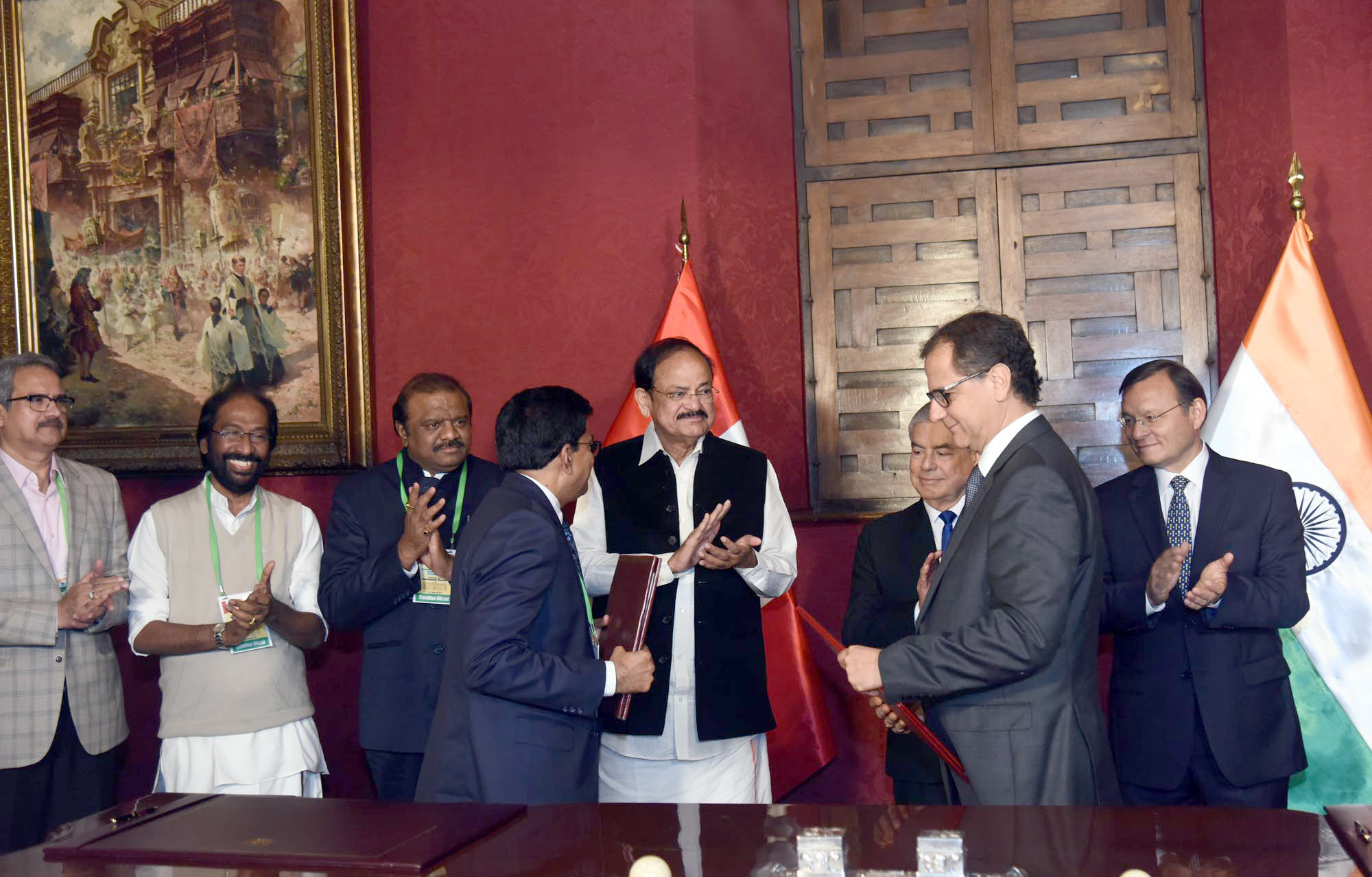 indiaandperusignsanagreementinfieldofrenewableenergyatlima