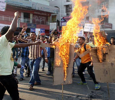 protestsagainstdimapurlynchingassamtruckersstopplyingtonagaland