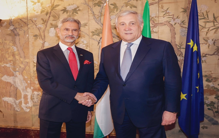 eamdrsjaishankarholdsmeetingwithdeputyprimeministerandforeignministerofitalyantoniotajaniinrome