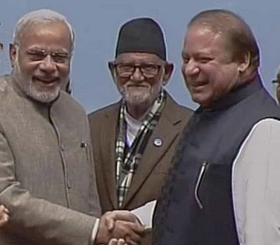 sharifandmodishakehands