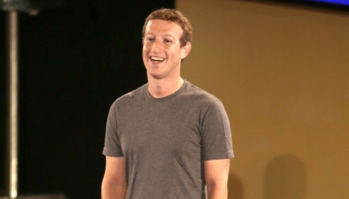 facebookcelebrateanniversaryasfriendshipday:zuckerberg