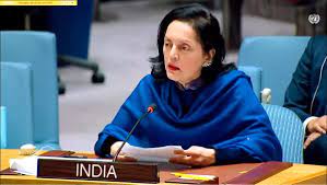 indiaslamspakistanforeignministerforraisingkashmirissueatunsc