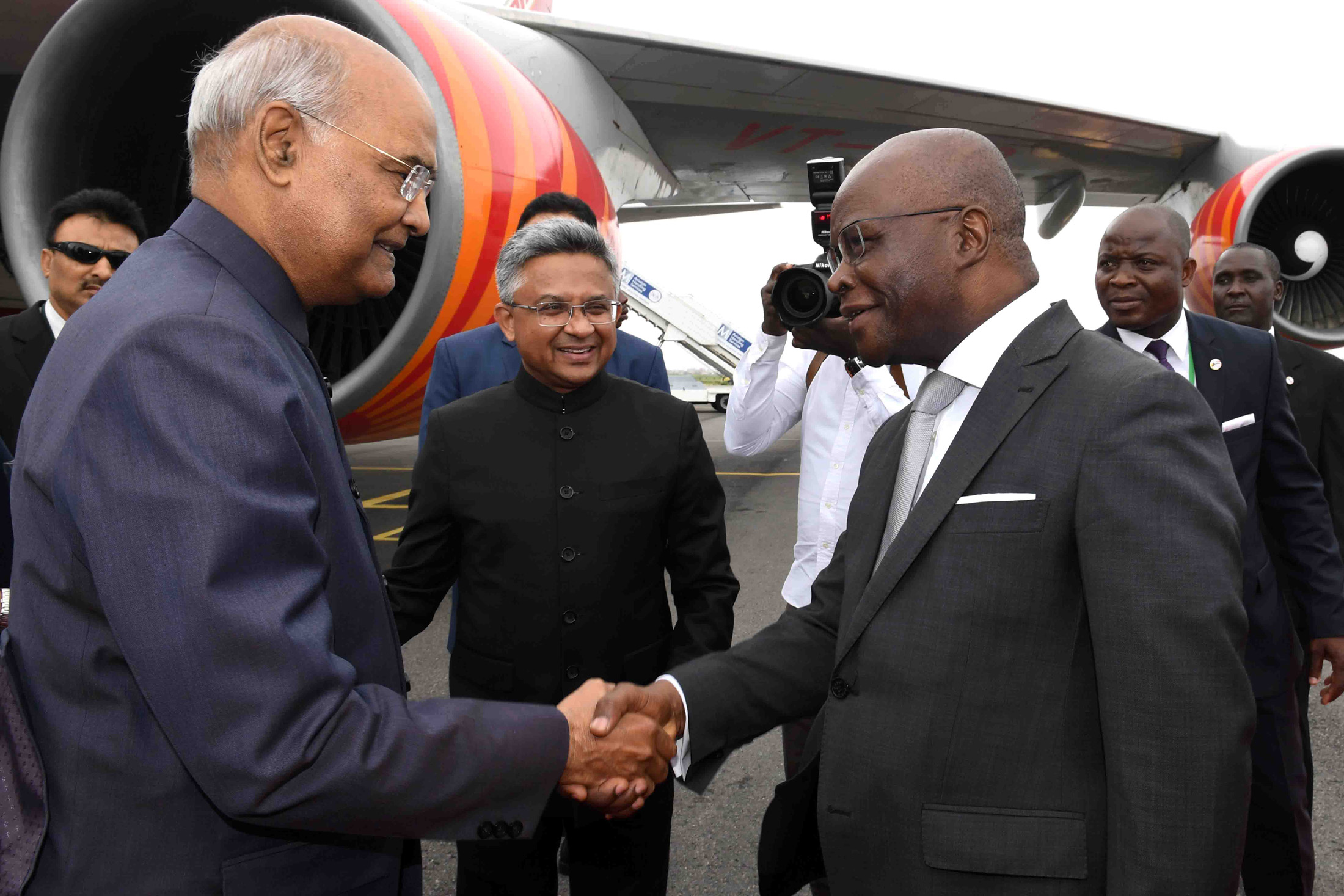 presidentkovindtoholdtalkswithbeninesecounterpartpatricetalonincotonou