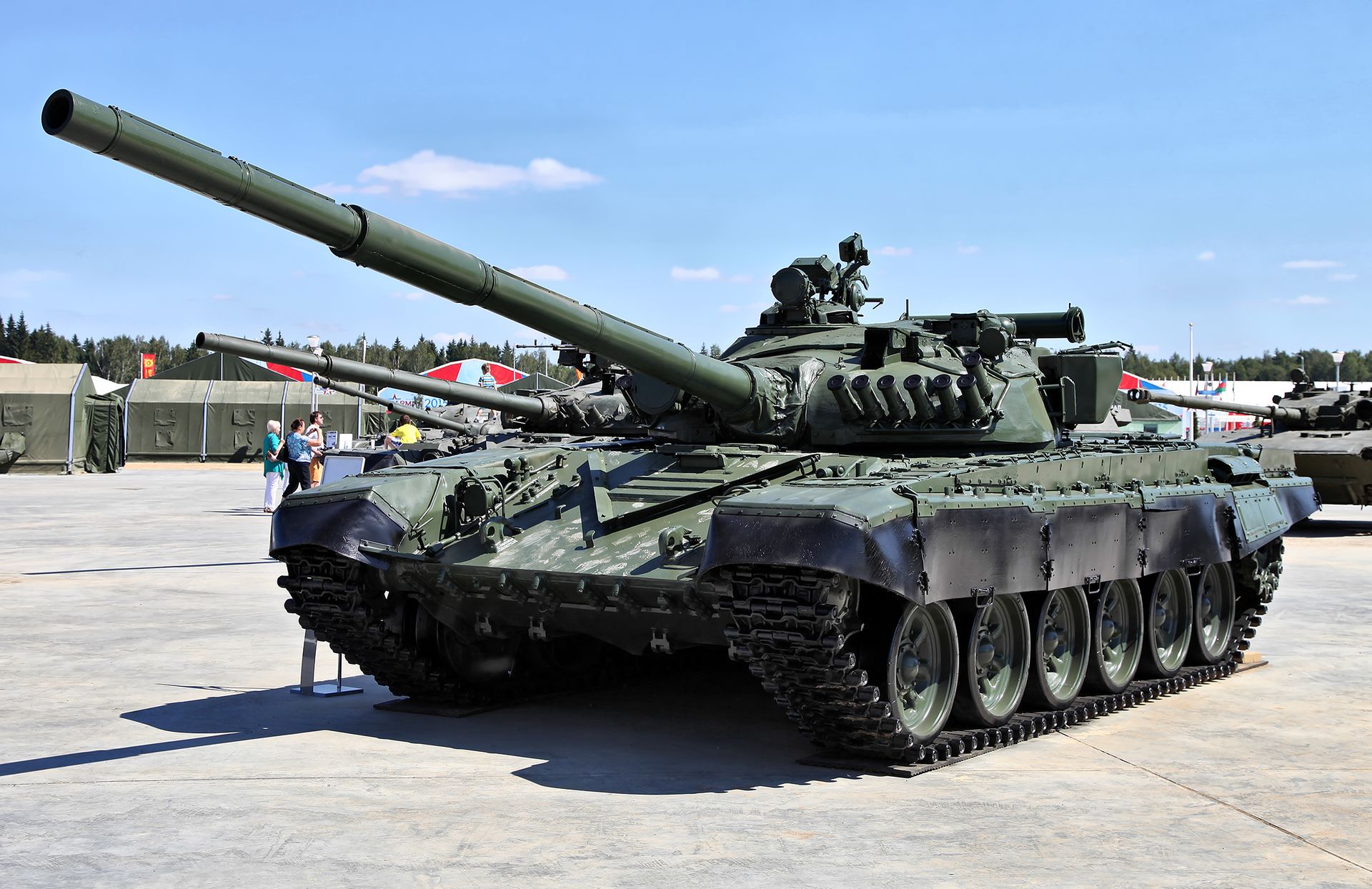 indiasignscontractwithrussianfirmtosupplyenginesfort72tanks