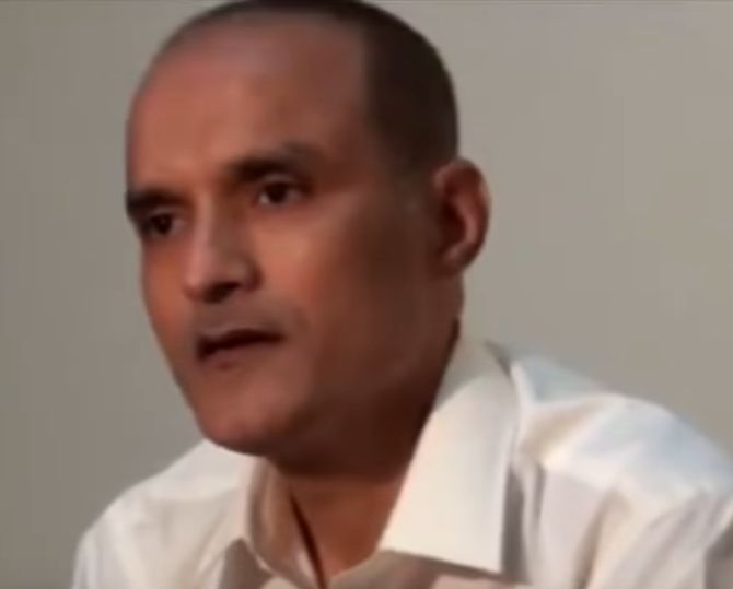 indiaslamspakistanforreleasingfarcicalconfessionalvideoofkulbhushanjadhav